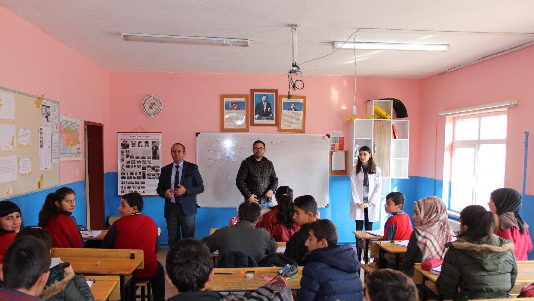 İlçe Milli Eğitim Müdürmüz Okul Gezileri Kapsamında Azapbaşlı Şehit Hasan Basri Kayaaltı İlkokulunu ve  Ortaokulunu  Ziyaret Ettiler.