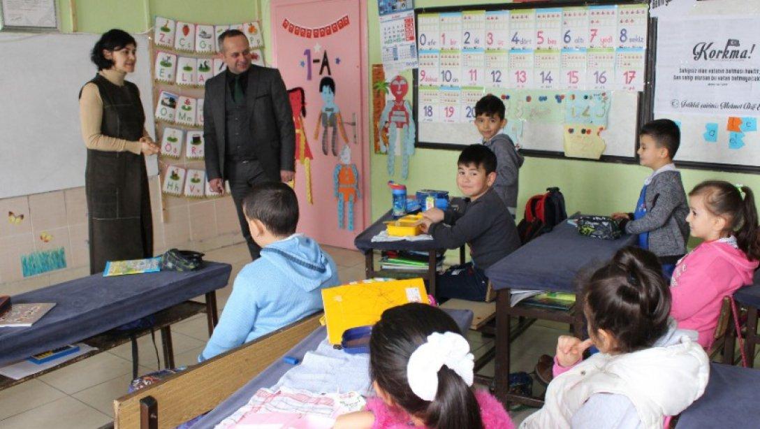 İlçe Milli Eğitim Müdürü Yoldaş'dan Okul Ziyareti