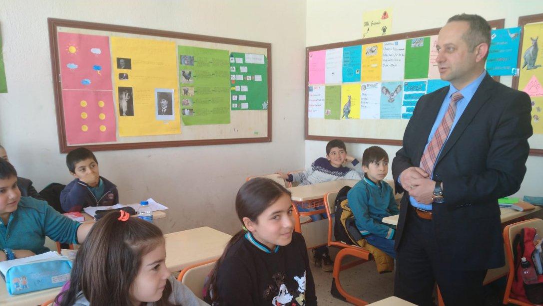 İlçe Milli Eğitim Müdürü Yoldaş'ın Okul Ziyaretleri Devam Ediyor